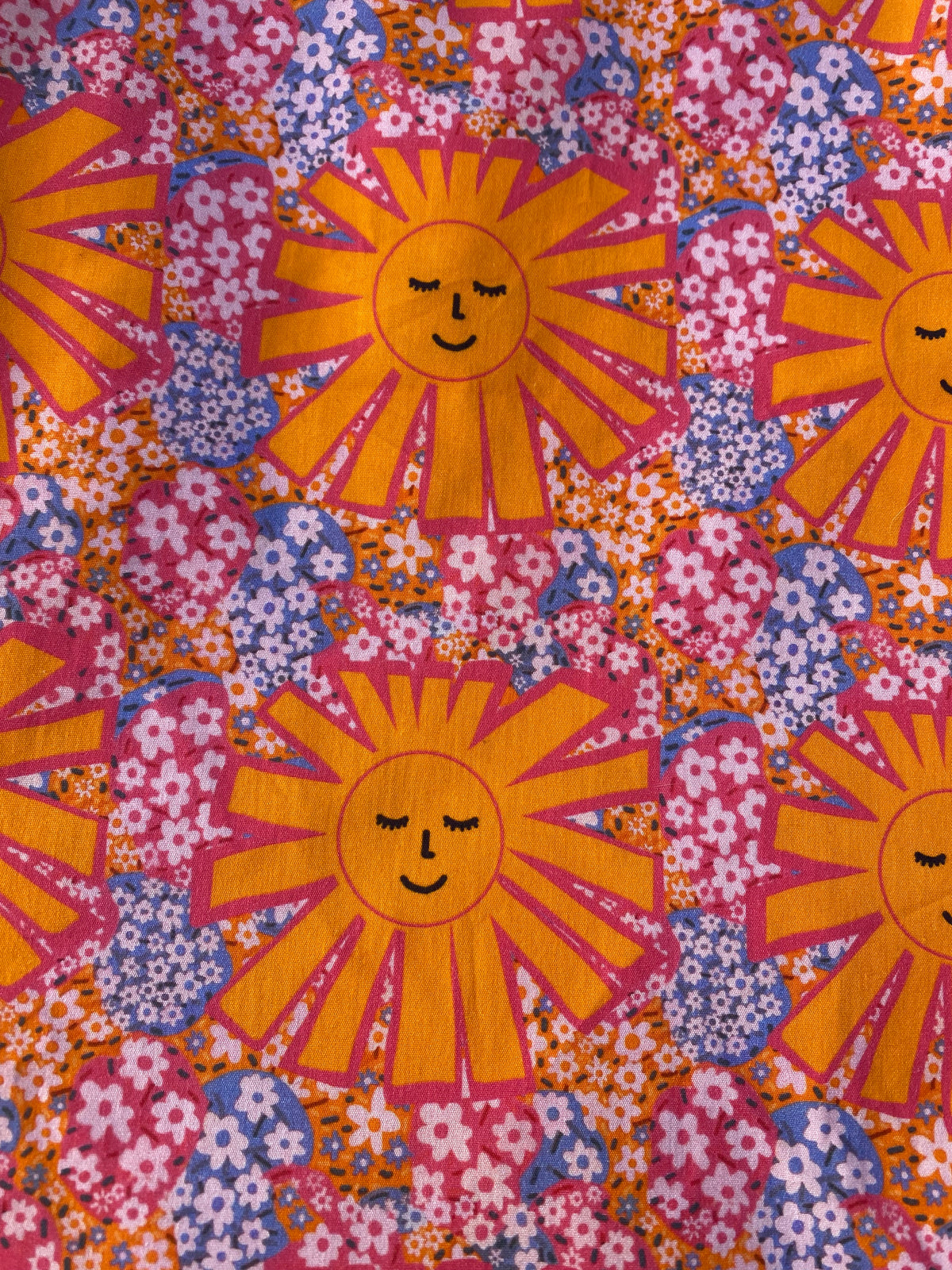 Mega Sun flower clouds fat quarter