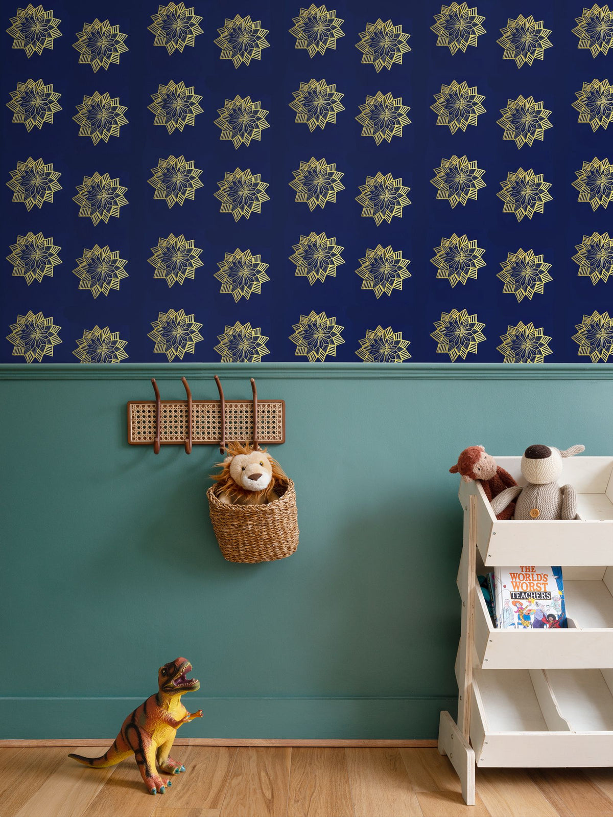 Star flowers Repeat Pattern Wallpaper