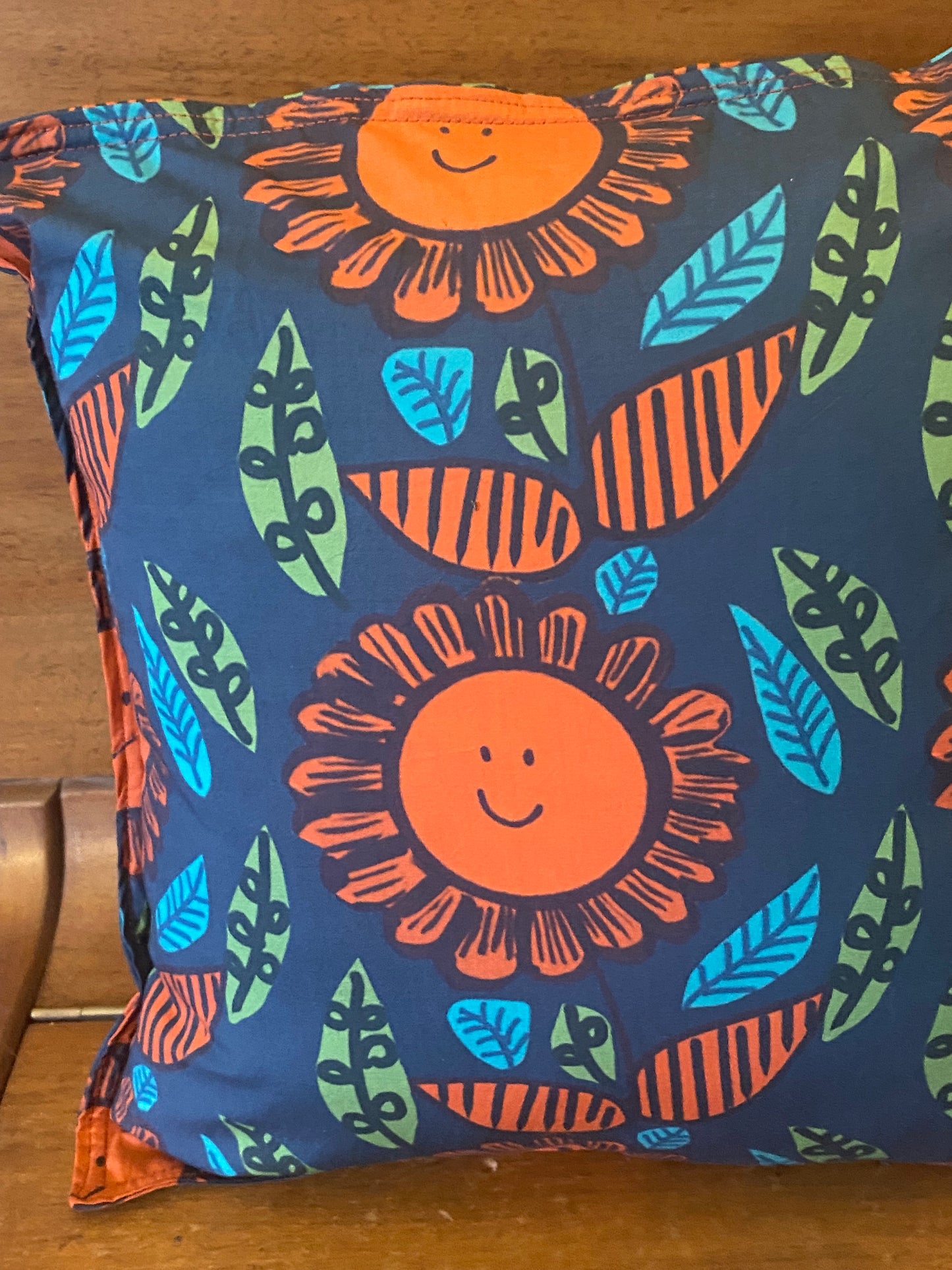 Happy Flower cushion
