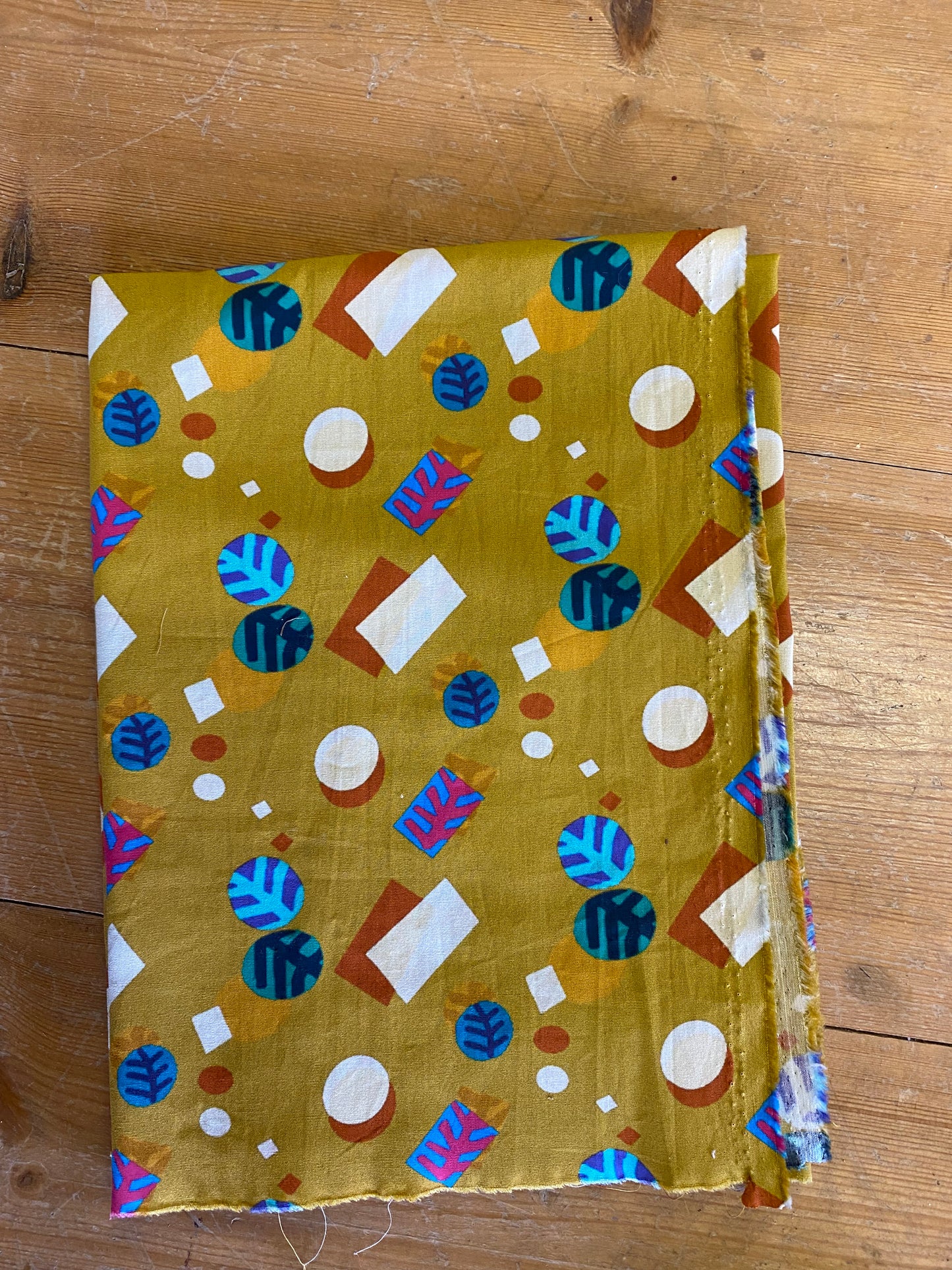Leaves and Shapes in Mustard - Fat Quarter