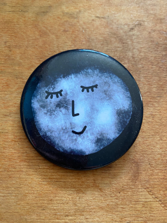 Calm moon Badge