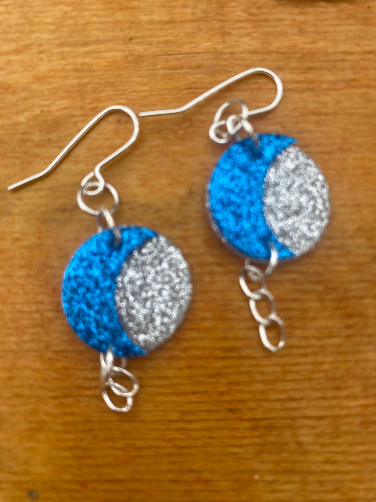 Sparkle Moon earrings silver and blue