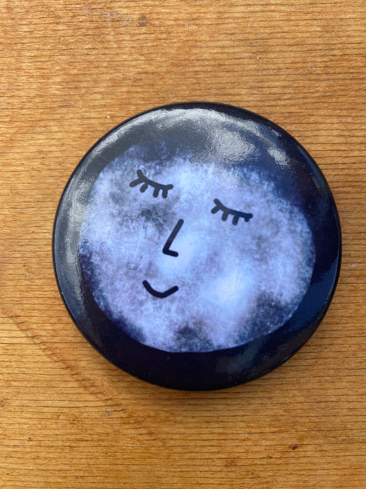 Calm moon Badge